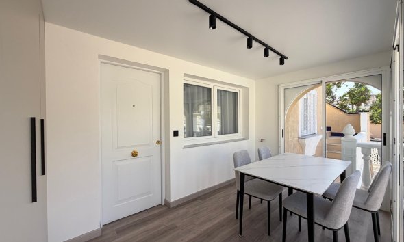 Revente - Town House -
Torrevieja - Miramar - Torre Del Moro