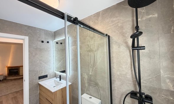 Revente - Town House -
Torrevieja - Miramar - Torre Del Moro