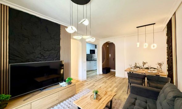 Revente - Apartment -
Torrevieja - Playa del Cura
