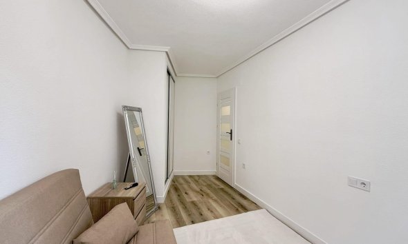 Revente - Apartment -
Torrevieja - Playa del Cura