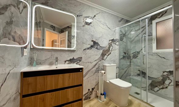 Revente - Apartment -
Torrevieja - Playa del Cura