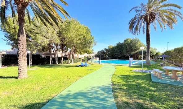 Revente - Town House -
Orihuela Costa - Las Filipinas