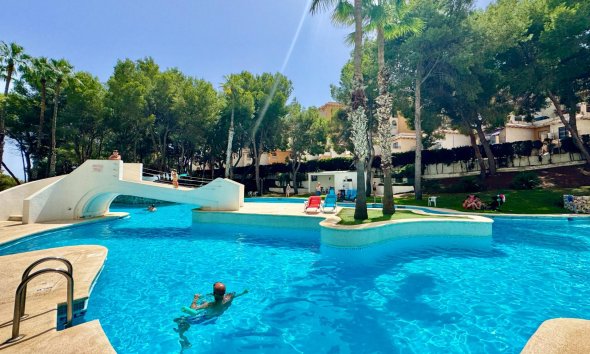Revente - Apartment -
Orihuela Costa - Altos De Campoamor