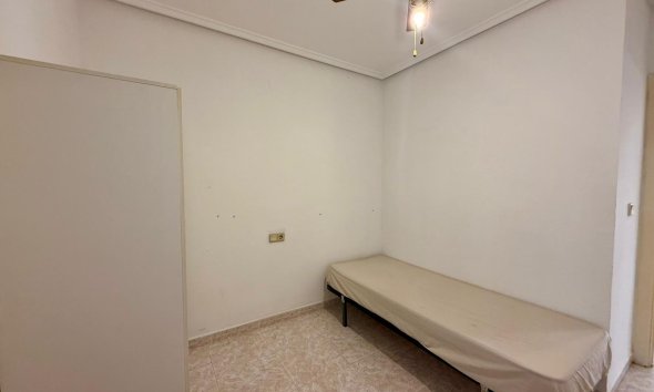 Revente - Apartment -
Torrevieja - Curva Del Palangre