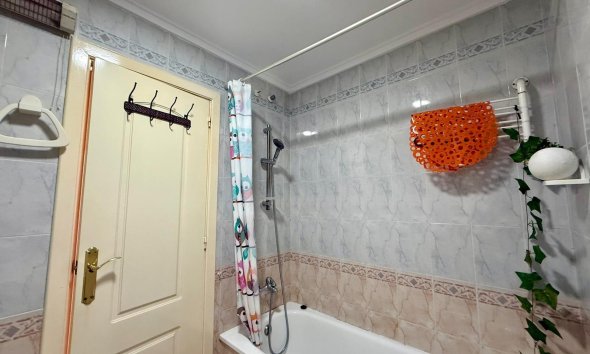 Revente - Apartment -
Torrevieja - Curva Del Palangre