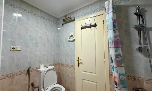 Revente - Apartment -
Torrevieja - Curva Del Palangre