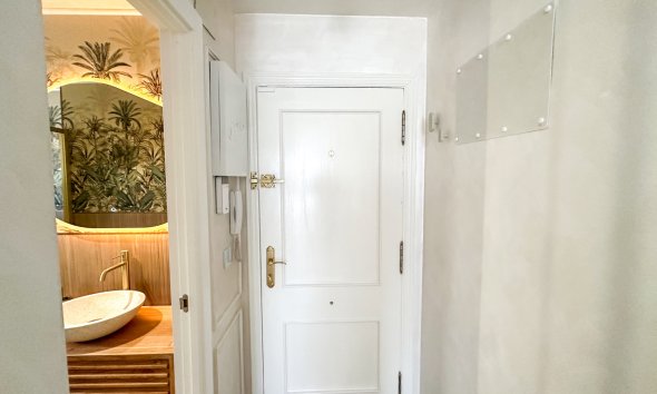 Revente - Apartment -
Torrevieja - Costa Blanca