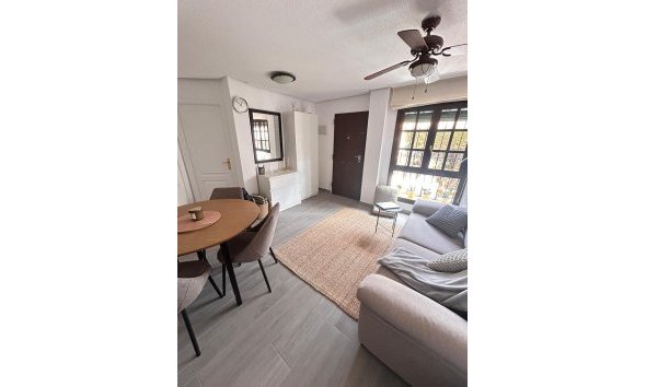 Revente - Bungalow -
Torrevieja - Torre La Mata