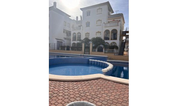 Revente - Bungalow -
Torrevieja - Torre La Mata