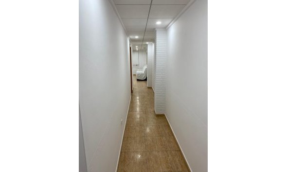 Revente - Apartment -
Torrevieja - Estacion De Autobuses