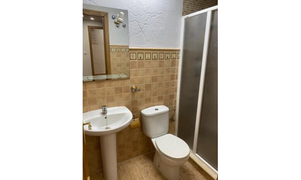 Revente - Apartment -
Torrevieja - Estacion De Autobuses