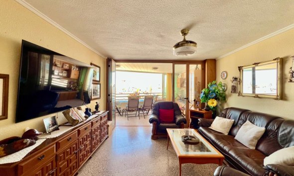Revente - Apartment -
Torrevieja - La Mata