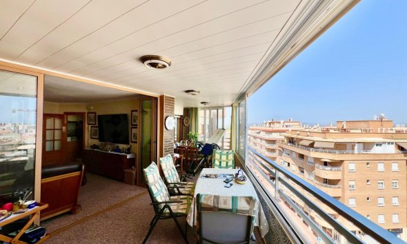 Revente - Apartment -
Torrevieja - La Mata