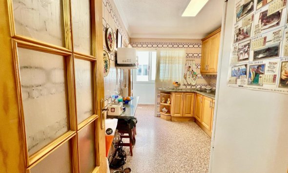 Revente - Apartment -
Torrevieja - La Mata