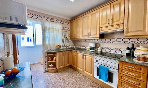 Revente - Apartment -
Torrevieja - La Mata