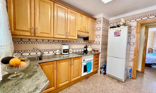 Revente - Apartment -
Torrevieja - La Mata