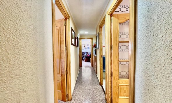 Revente - Apartment -
Torrevieja - La Mata