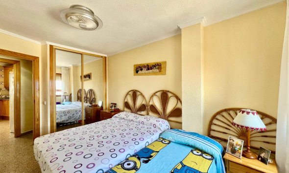 Revente - Apartment -
Torrevieja - La Mata