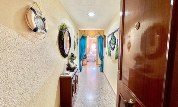 Revente - Apartment -
Torrevieja - La Mata