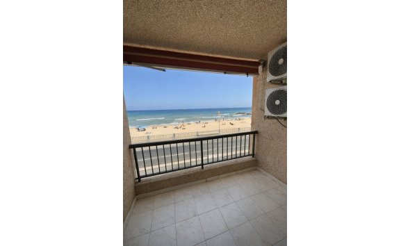 Revente - Apartment -
Torrevieja - Costa Blanca