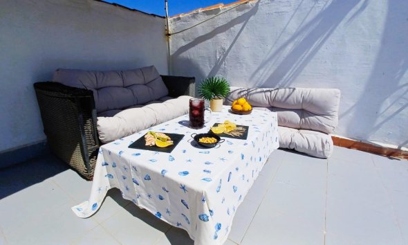 Revente - Attique -
Pilar de la Horadada - Costa Blanca