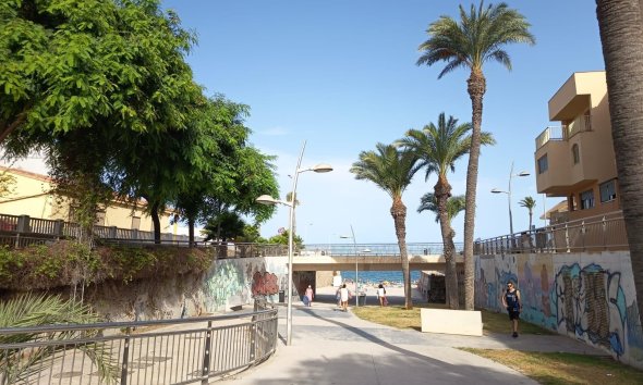 Revente - Attique -
Pilar de la Horadada - Costa Blanca