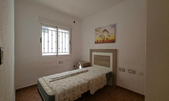 Resale - Bungalow -
Torrevieja - Los Balcones - Los Altos del Edén