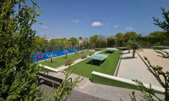 Resale - Bungalow -
Torrevieja - Los Balcones - Los Altos del Edén