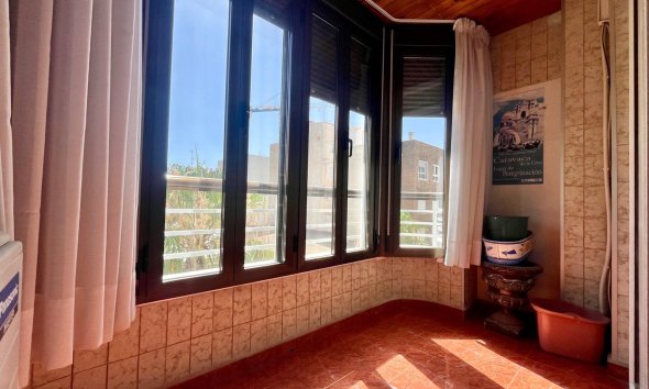 Revente - Apartment -
Torrevieja - Centro