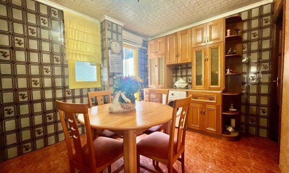 Revente - Apartment -
Torrevieja - Centro