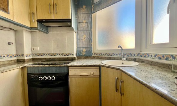 Revente - Apartment -
Torrevieja - Centro