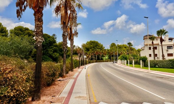Revente - Apartment -
Orihuela Costa - Las Ramblas