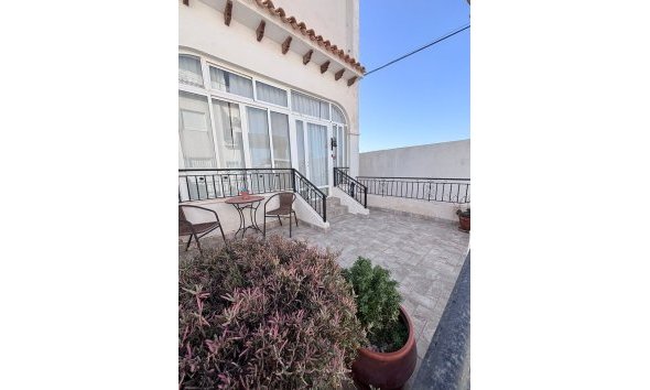 Revente - Town House -
Villamartin - Costa Blanca