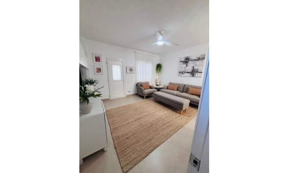 Revente - Town House -
Villamartin - Costa Blanca