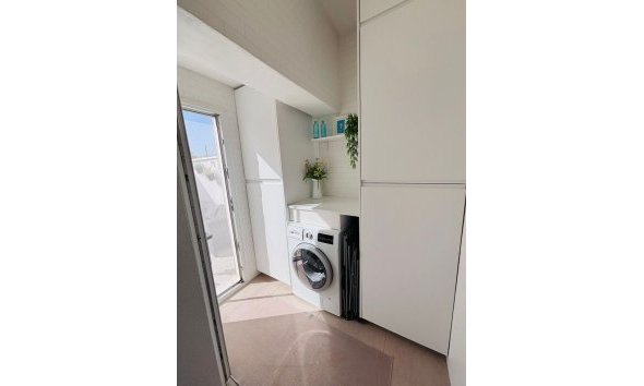 Revente - Town House -
Villamartin - Costa Blanca