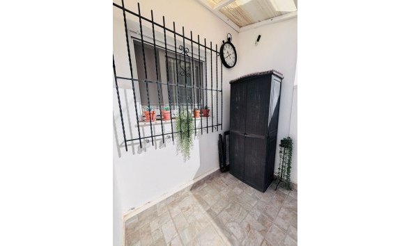 Revente - Town House -
Villamartin - Costa Blanca