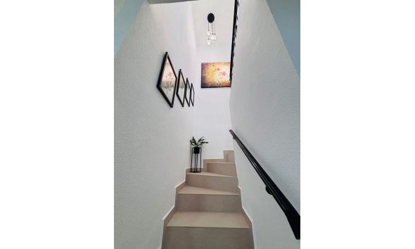 Revente - Town House -
Villamartin - Costa Blanca