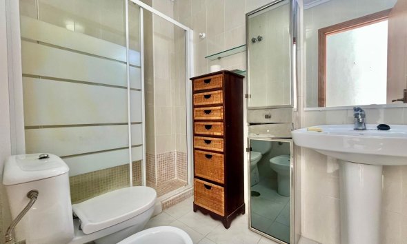 Resale - Apartment -
Torrevieja