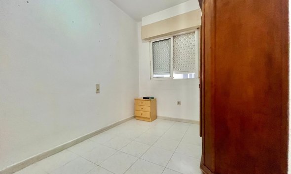 Resale - Apartment -
Torrevieja