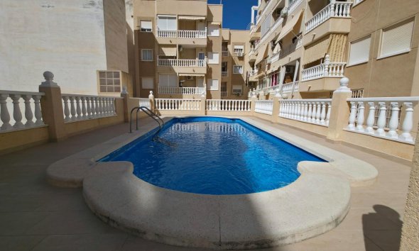 Revente - Apartment -
Torrevieja - Playa del Cura