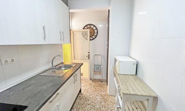 Revente - Apartment -
Guardamar del Segura - Centro