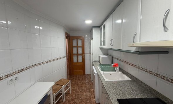 Revente - Apartment -
Torrevieja - Punta Prima