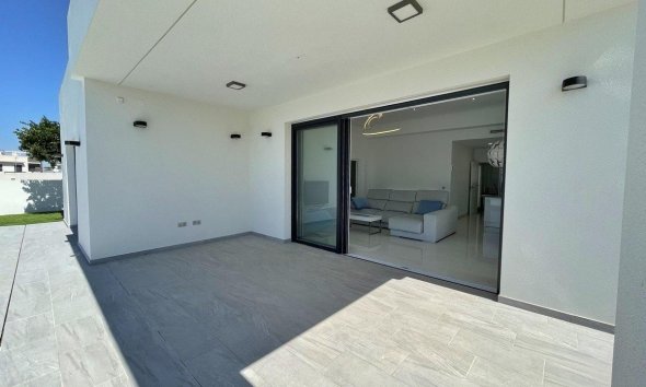 Nouvelle construction - Villa -
Rafal - polideportivo