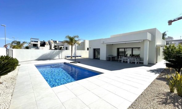 Nouvelle construction - Villa -
Rafal - polideportivo