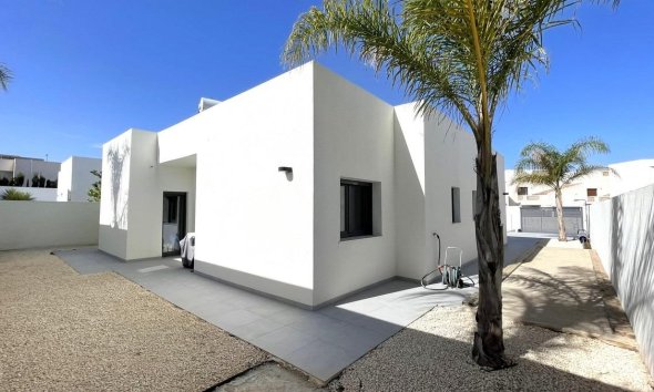 Nouvelle construction - Villa -
Rafal - polideportivo