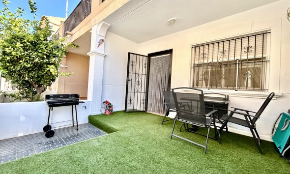 Revente - Town House -
La Zenia - Costa Blanca