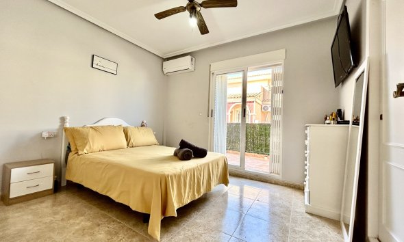 Revente - Town House -
La Zenia - Costa Blanca