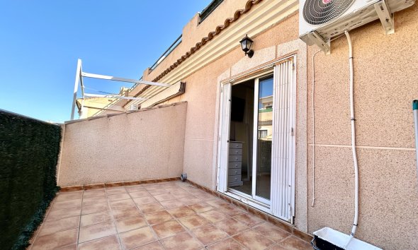 Revente - Town House -
La Zenia - Costa Blanca