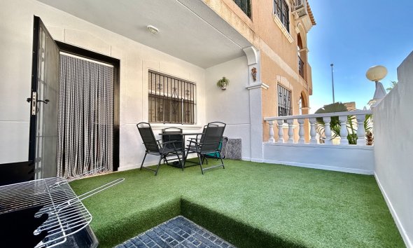Revente - Town House -
La Zenia - Costa Blanca