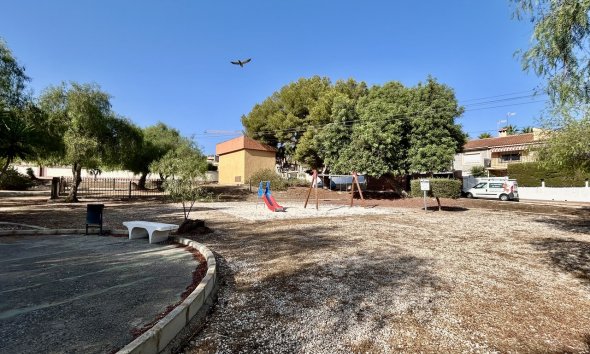 Revente - Town House -
Los Balcones - Costa Blanca